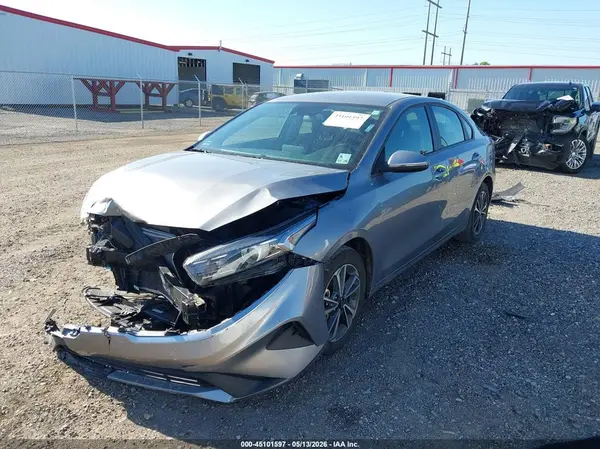 3KPF24AD0RE772550 2024 KIA FORTE - Image 2