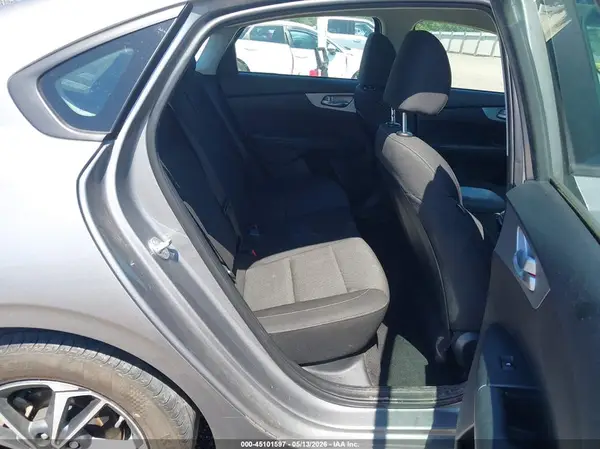 3KPF24AD0RE772550 2024 KIA FORTE - Image 8