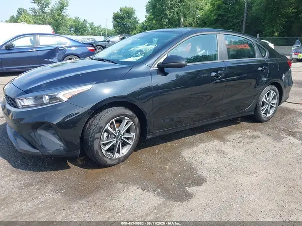 3KPF24AD0RE773181 2024 KIA FORTE - Image 2