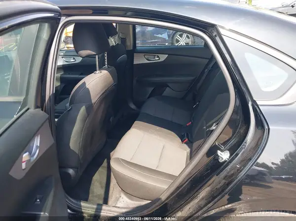 3KPF24AD0RE773181 2024 KIA FORTE - Image 8