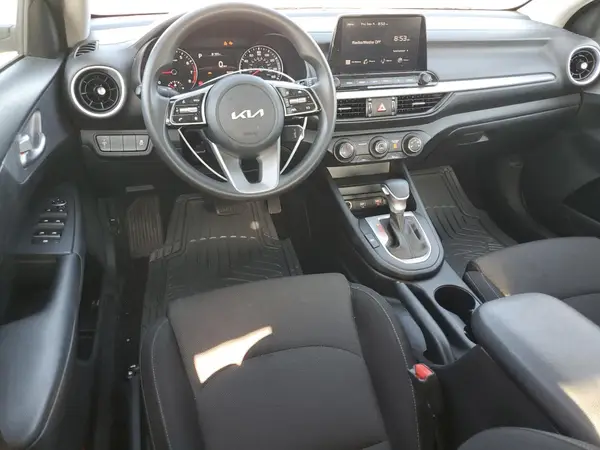 3KPF24AD0RE773228 2024 KIA FORTE - Image 8