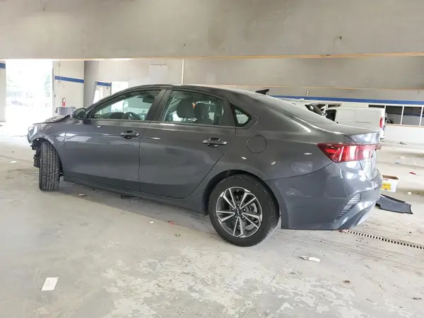 3KPF24AD0RE773908 2024 KIA FORTE - Image 2