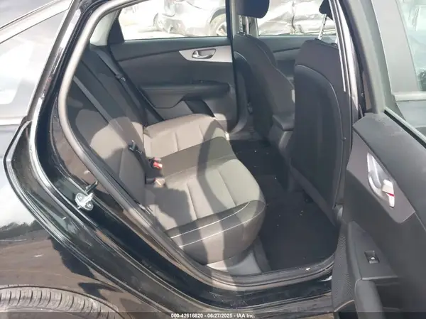 3KPF24AD0RE774332 2024 KIA FORTE - Image 8