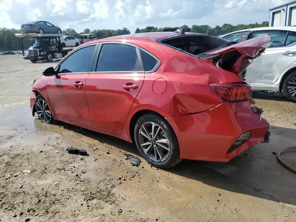 3KPF24AD0RE776565 2024 KIA FORTE - Image 2
