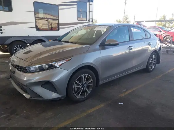 3KPF24AD0RE777313 2024 KIA FORTE - Image 2