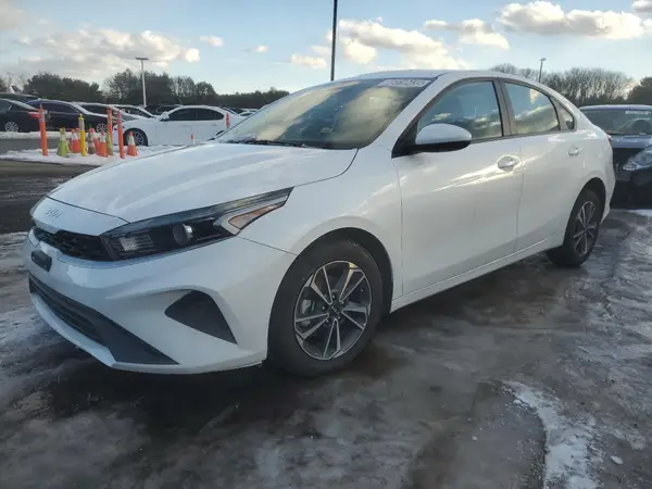 3KPF24AD0RE777506 2024 KIA FORTE - Image 1