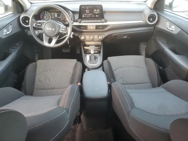3KPF24AD0RE777506 2024 KIA FORTE - Image 8