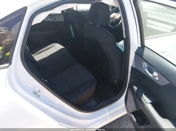 3KPF24AD0RE782995 2024 KIA FORTE - Image 8