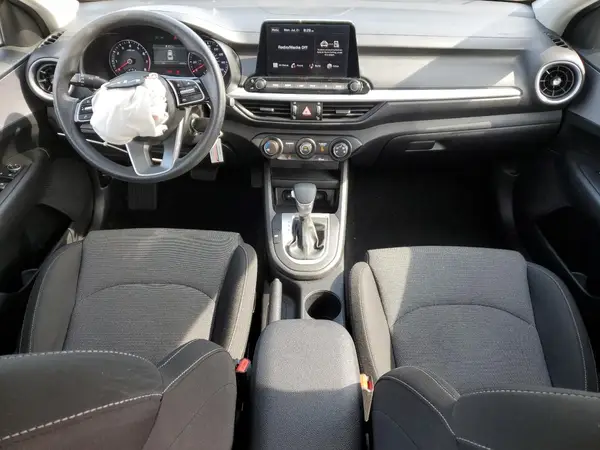 3KPF24AD0RE784794 2024 KIA FORTE - Image 8