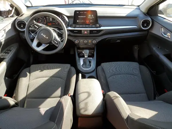 3KPF24AD0RE785492 2024 KIA FORTE - Image 8