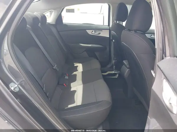 3KPF24AD0RE785587 2024 KIA FORTE - Image 8