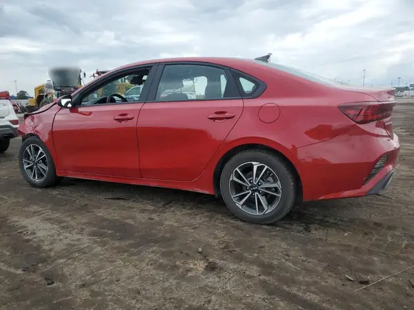 3KPF24AD0RE786965 2024 KIA FORTE - Image 2