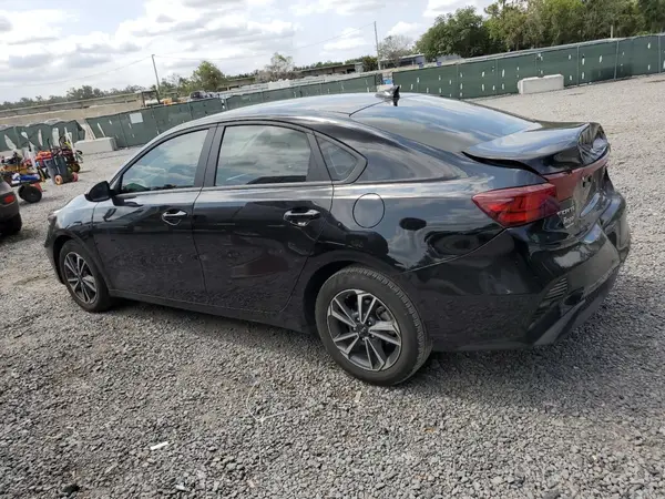 3KPF24AD0RE787548 2024 KIA FORTE - Image 2