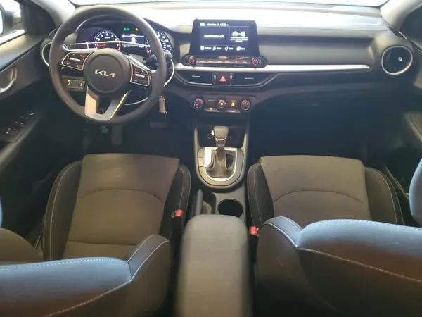 3KPF24AD0RE787727 2024 KIA FORTE - Image 8
