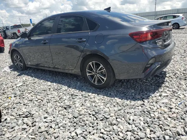 3KPF24AD0RE788604 2024 KIA FORTE - Image 2