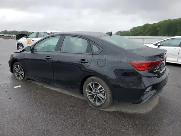 3KPF24AD0RE789686 2024 KIA FORTE - Image 2