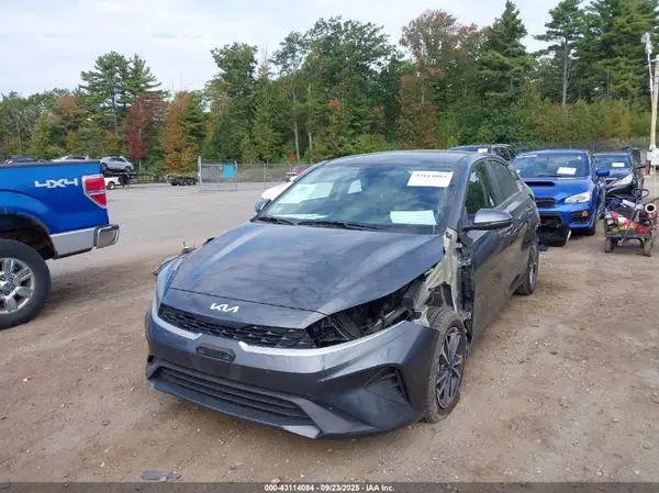 3KPF24AD0RE790319 2024 KIA FORTE - Image 2