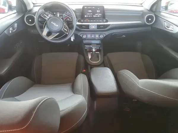 3KPF24AD0RE792555 2024 KIA FORTE - Image 8