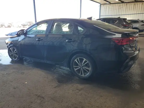 3KPF24AD0RE792622 2024 KIA FORTE - Image 2