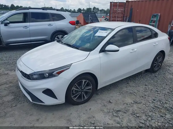 3KPF24AD0RE793348 2024 KIA FORTE - Image 2