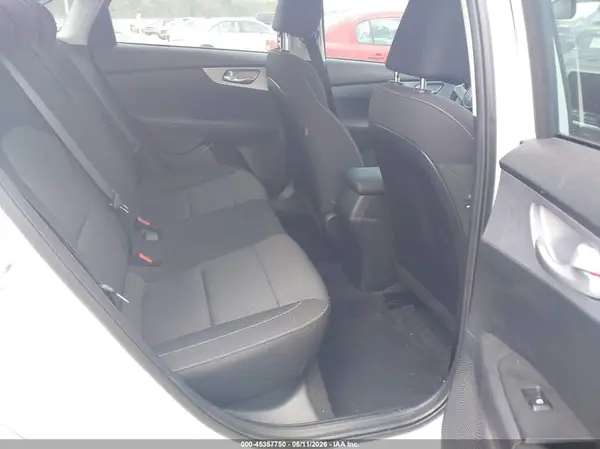 3KPF24AD0RE793348 2024 KIA FORTE - Image 8
