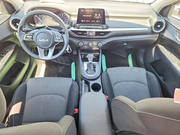 3KPF24AD0RE794032 2024 KIA FORTE - Image 8