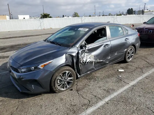 3KPF24AD0RE796766 2024 KIA FORTE - Image 1
