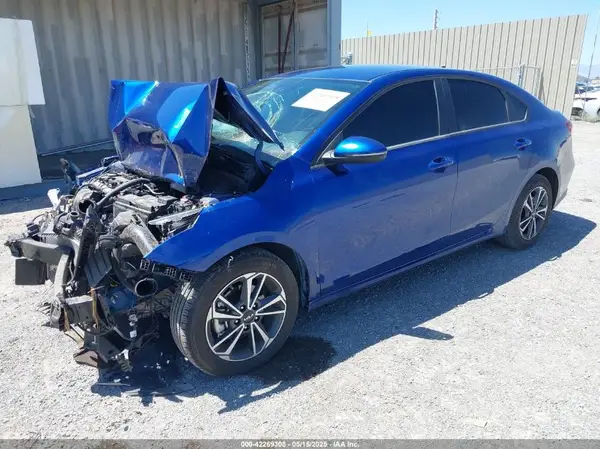 3KPF24AD0RE796833 2024 KIA FORTE - Image 2