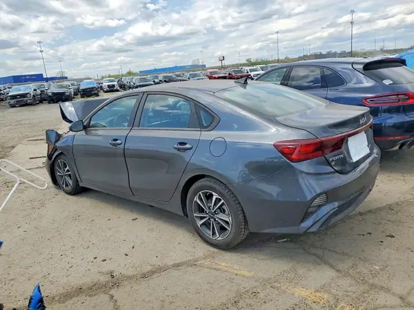 3KPF24AD0RE800928 2024 KIA FORTE - Image 2