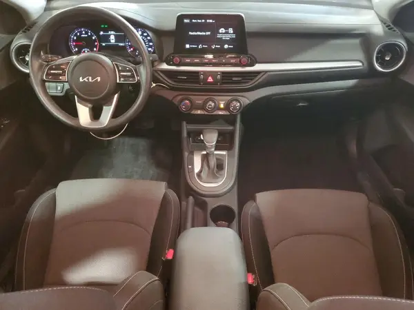 3KPF24AD0RE801299 2024 KIA FORTE - Image 8