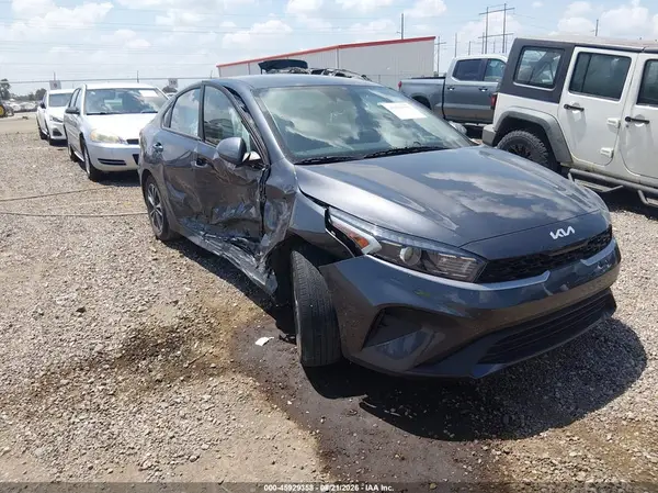 3KPF24AD0RE801321 2024 KIA FORTE - Image 1