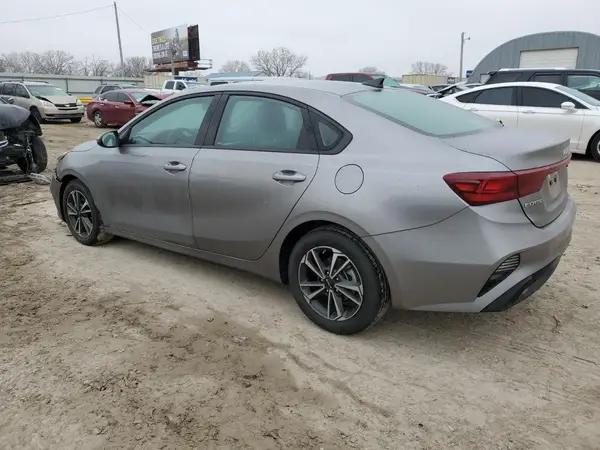 3KPF24AD0RE801948 2024 KIA FORTE - Image 2