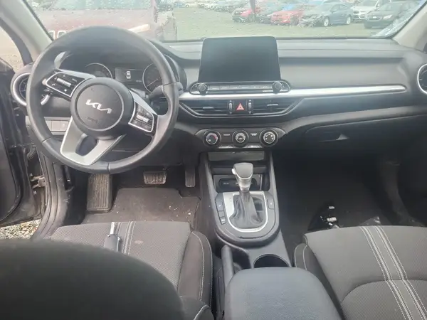 3KPF24AD0RE805837 2024 KIA FORTE - Image 8