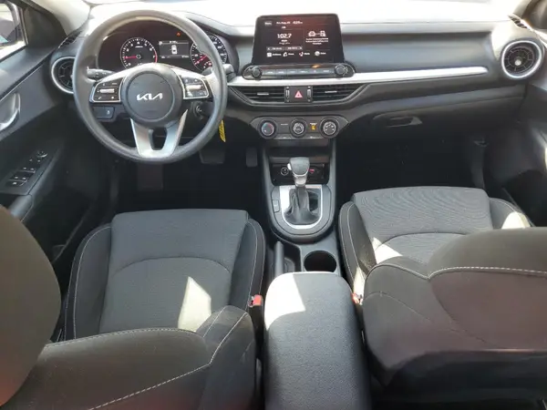 3KPF24AD0RE805918 2024 KIA FORTE - Image 8