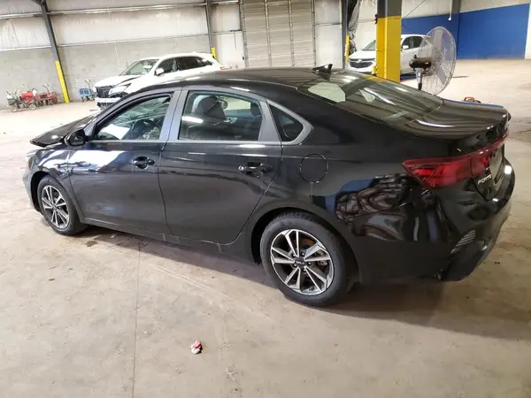 3KPF24AD0RE806745 2024 KIA FORTE - Image 2