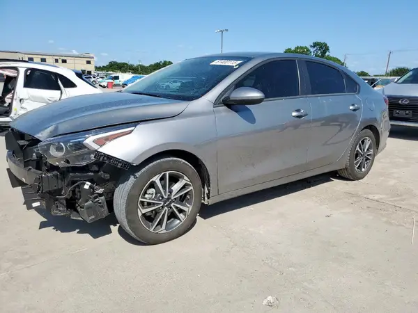 3KPF24AD0RE807278 2024 KIA FORTE - Image 1