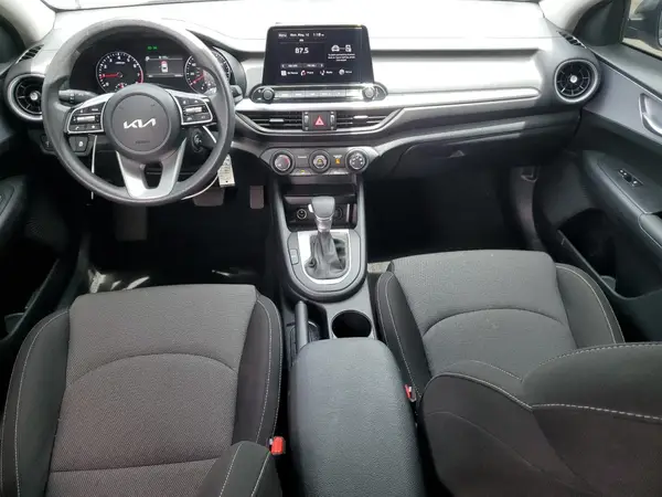 3KPF24AD0RE807782 2024 KIA FORTE - Image 8