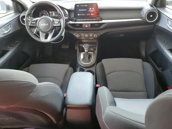 3KPF24AD0RE807958 2024 KIA FORTE - Image 8