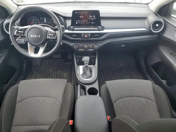 3KPF24AD0RE810052 2024 KIA FORTE - Image 8