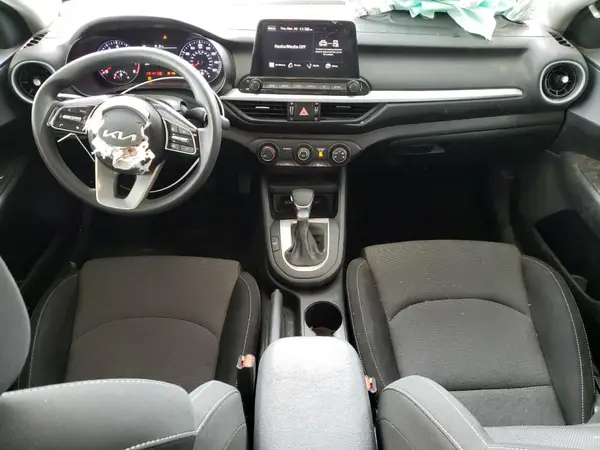 3KPF24AD0RE812187 2024 KIA FORTE - Image 8