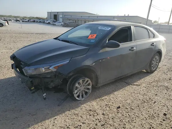 3KPF24AD0RE815087 2024 KIA FORTE - Image 1