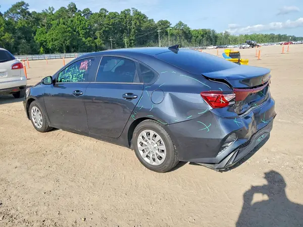 3KPF24AD0RE815316 2024 KIA FORTE - Image 2