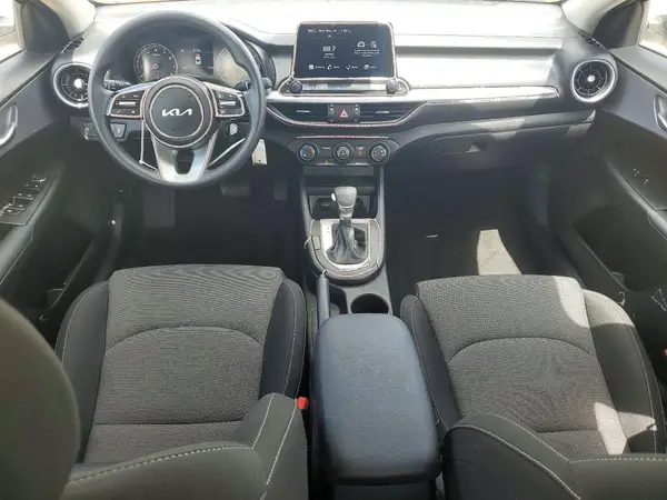 3KPF24AD0RE816367 2024 KIA FORTE - Image 8