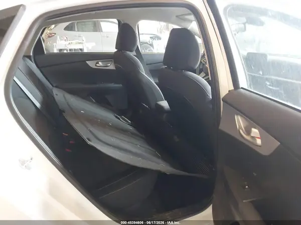 3KPF24AD0RE817289 2024 KIA FORTE - Image 8