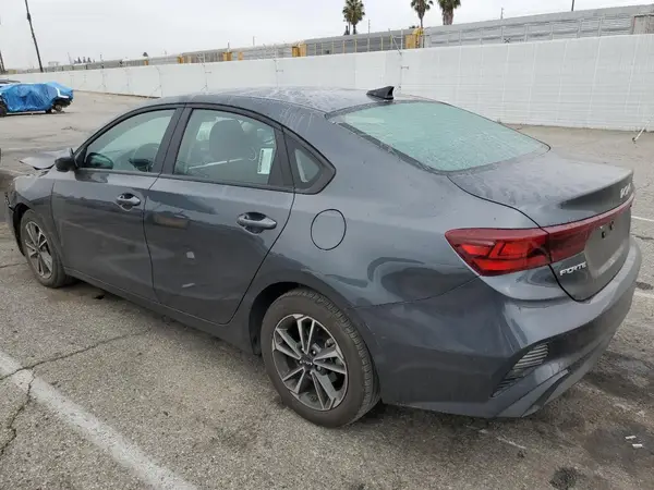 3KPF24AD0RE817339 2024 KIA FORTE - Image 2