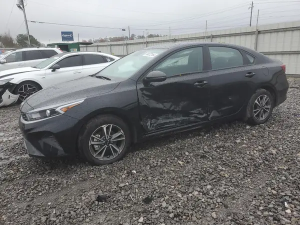 3KPF24AD0RE817907 2024 KIA FORTE - Image 1