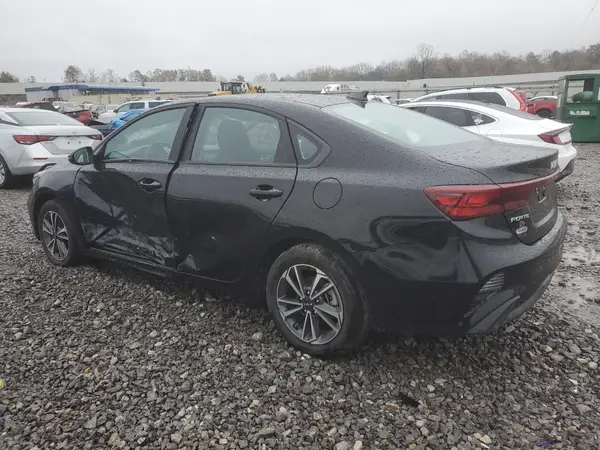 3KPF24AD0RE817907 2024 KIA FORTE - Image 2