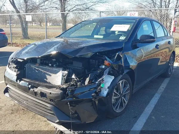 3KPF24AD0RE818703 2024 KIA FORTE - Image 2