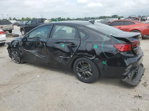 3KPF24AD0RE818913 2024 KIA FORTE - Image 2