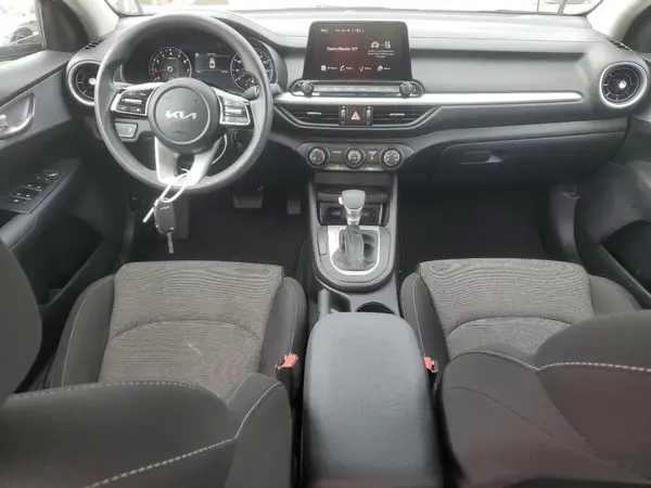 3KPF24AD0RE818913 2024 KIA FORTE - Image 8